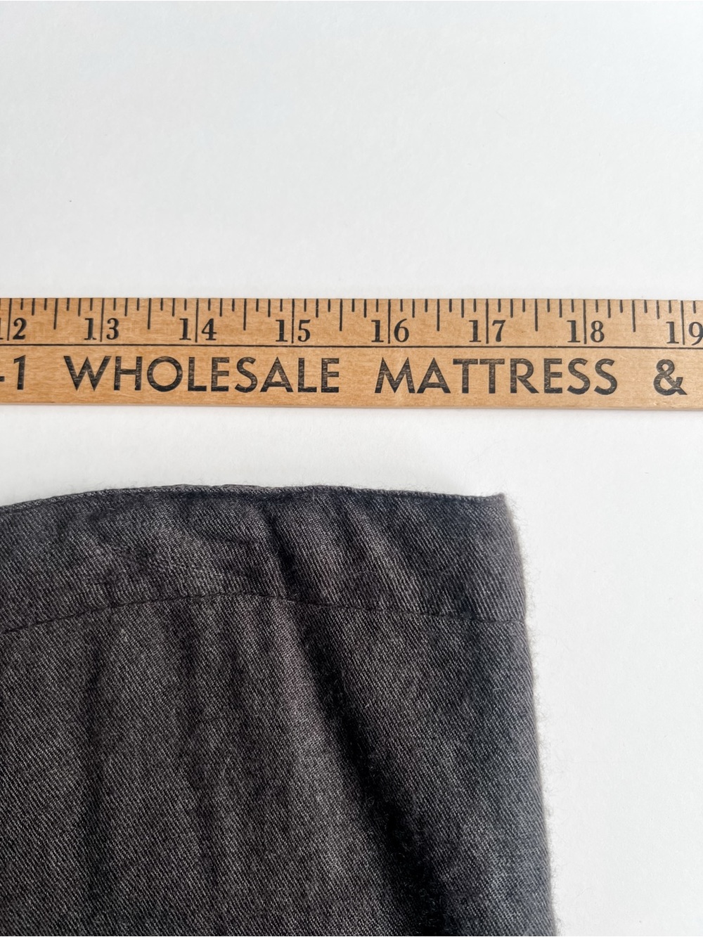Himalayan Cashmere Gray Drawstring Straight Leg Pants Super Soft and Cozy M - Picture 6 of 7